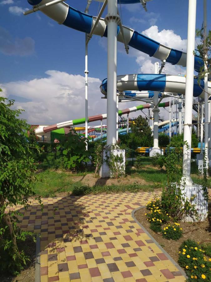 Aquapark Koblevo Hotel Buitenkant foto