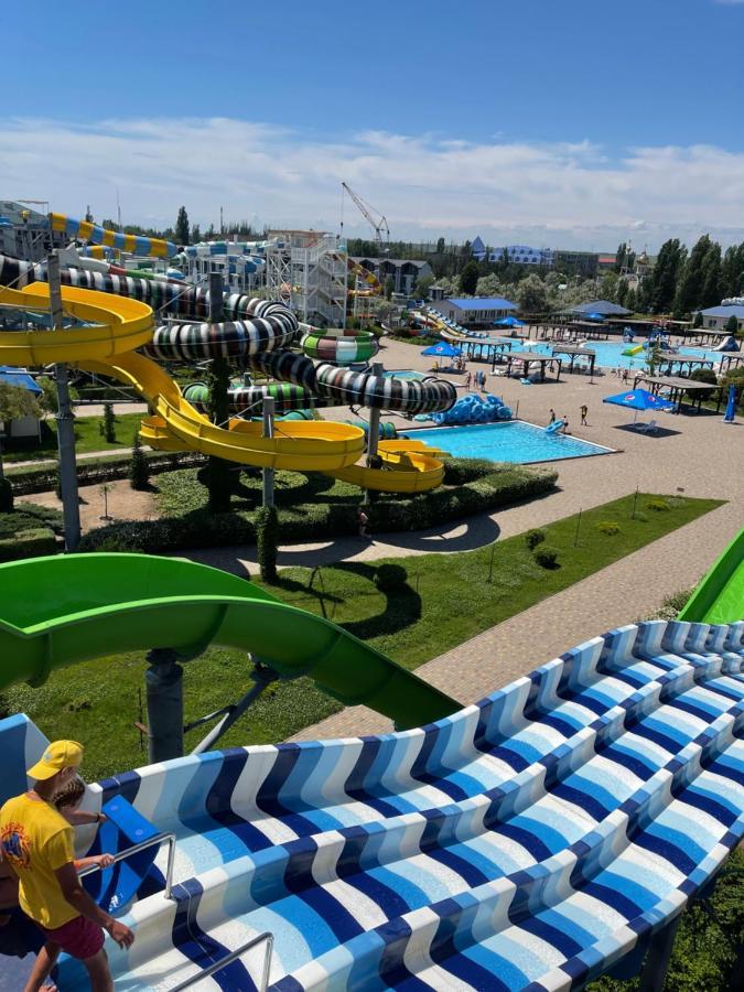 Aquapark Koblevo Hotel Buitenkant foto