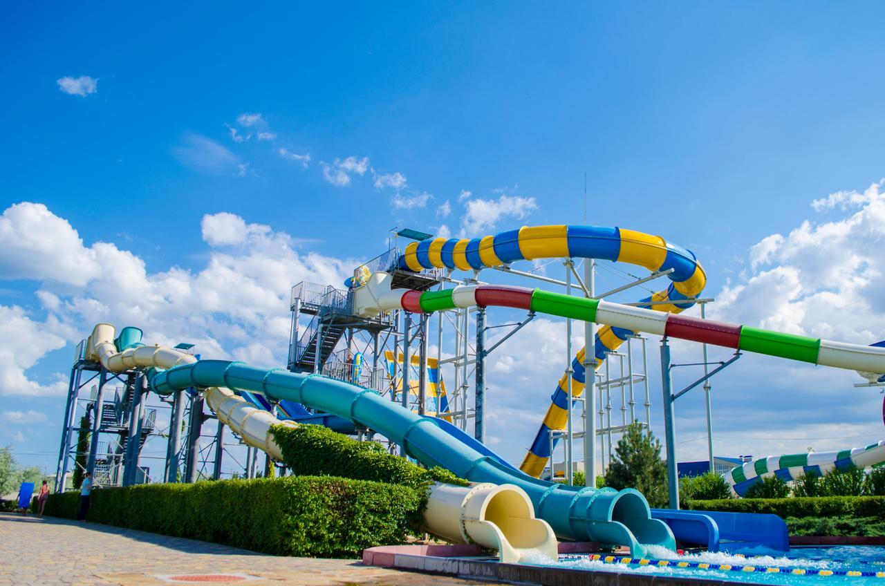 Aquapark Koblevo Hotel Buitenkant foto