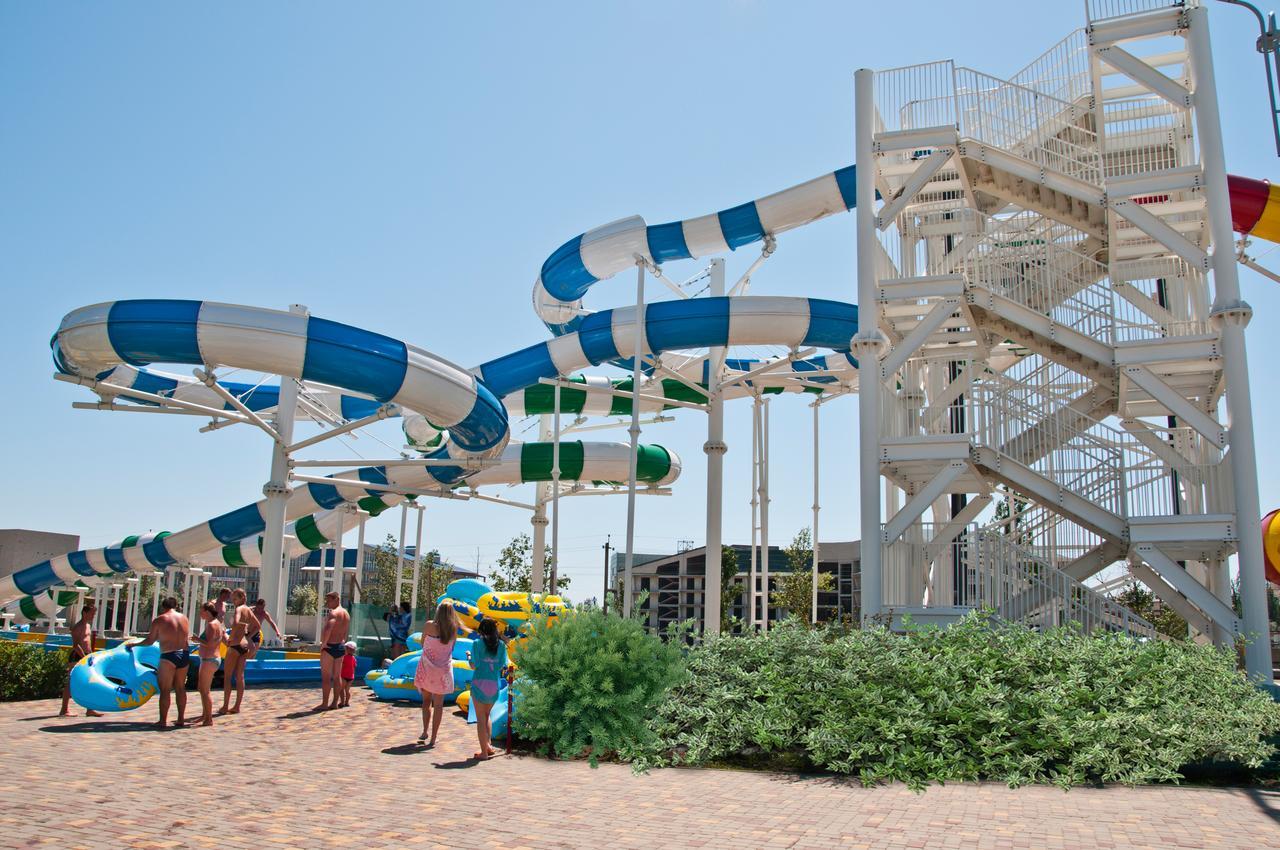 Aquapark Koblevo Hotel Buitenkant foto