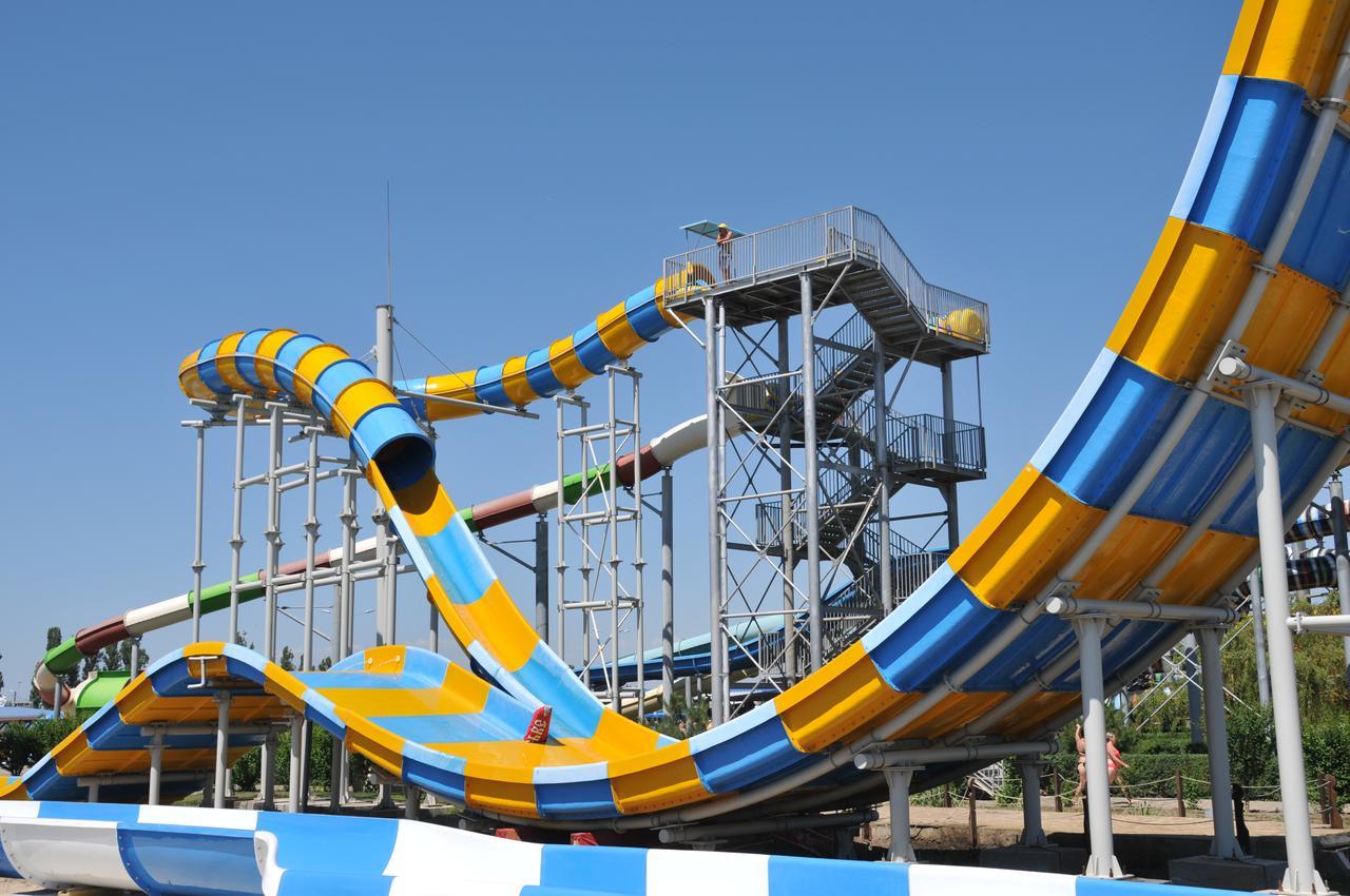 Aquapark Koblevo Hotel Buitenkant foto
