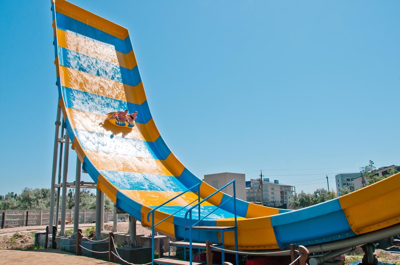 Aquapark Koblevo Hotel Buitenkant foto